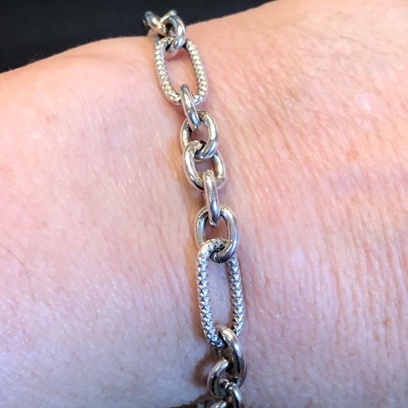 7 1/2” Sterling Silver Figaro Chain Bracelet - Picture 10 of 16